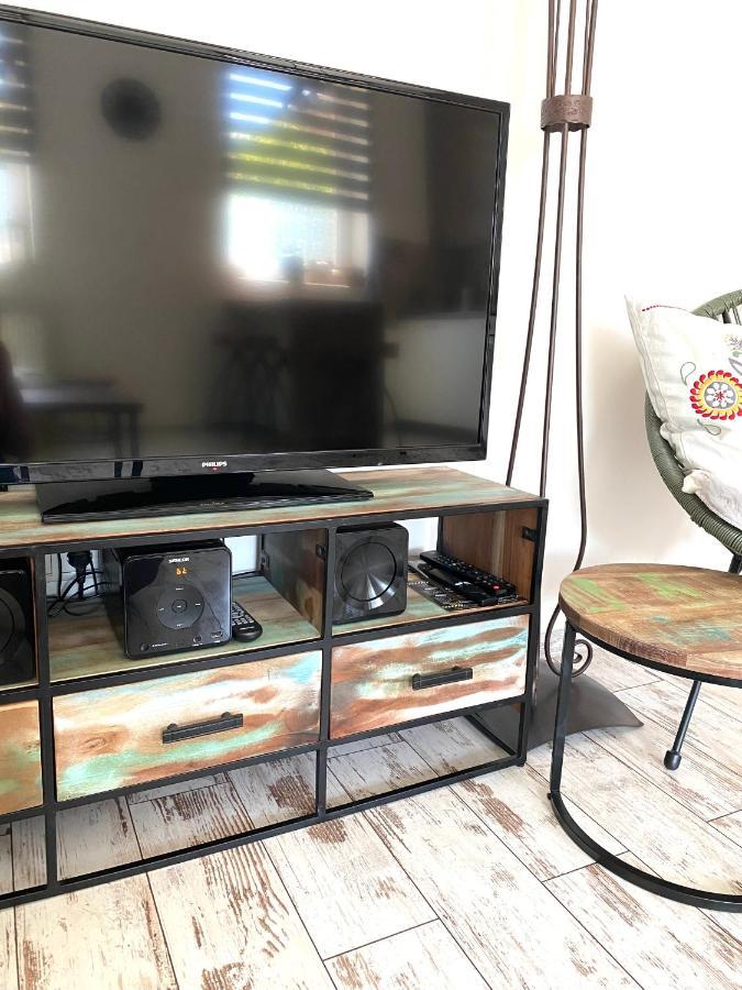 Residence Park Lovely Apartman With Private Parking Kysucke Nove Mesto Екстер'єр фото